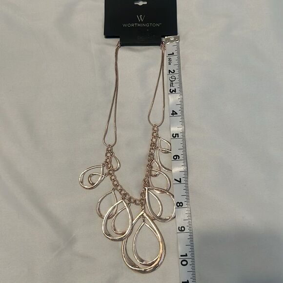 NWT Worthington rose gold colored teardrop loopy necklace - Picture 7 of 8